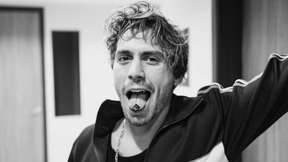     Источник здесь и далее: социальные сети