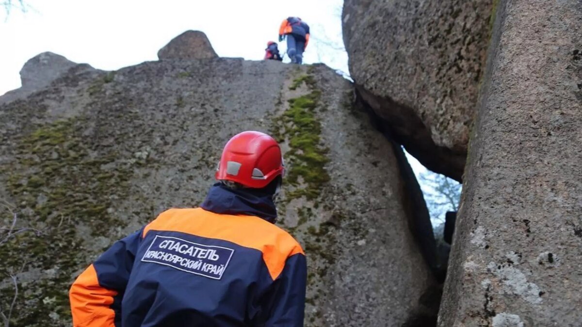     В нацпарке «Красноярские Столбы» за день три туриста получили травмы.