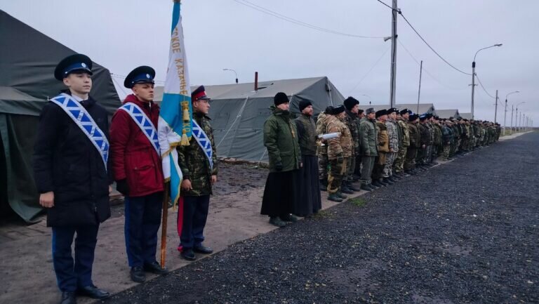    80 добровольцев и казаков отправились с полигона под Оренбургом в зону СВО Андрей Севостьянов