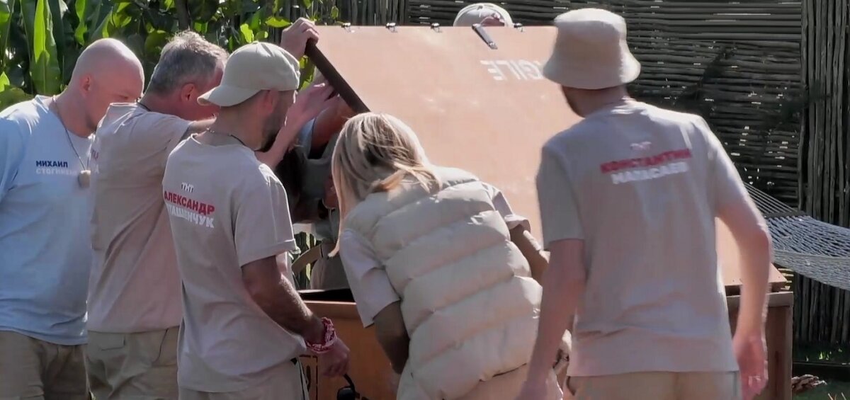 кадр из 7 выпуска шоу Новые звезды в Африке-2 от 29.10.2023