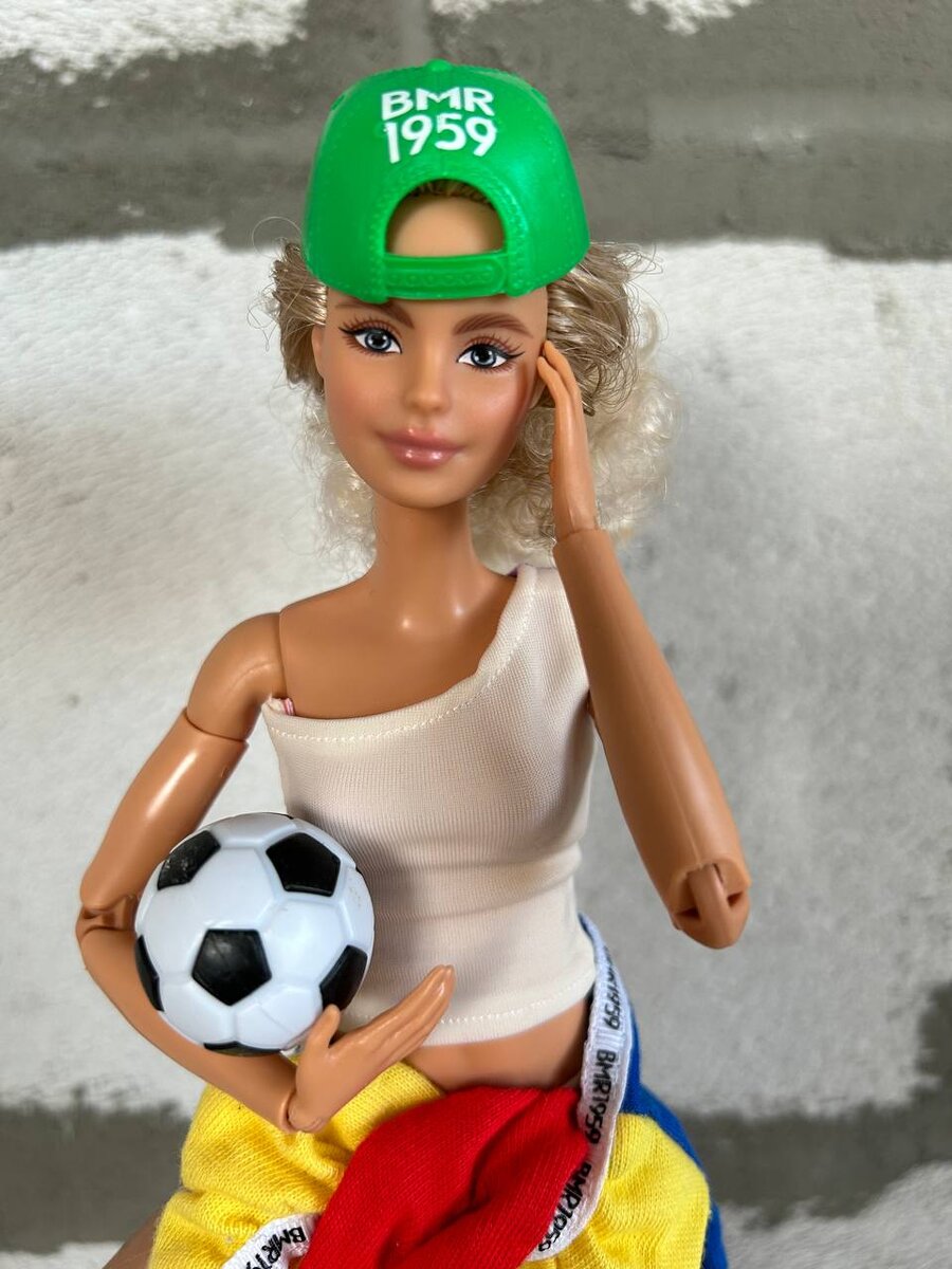 Кукла барби бмр 1959 мулатка. Кукла барби bmr 1959. Кукла милли бмр. Barbie bmr1959 милли молд. Кукла барби бмр 1959 милли.