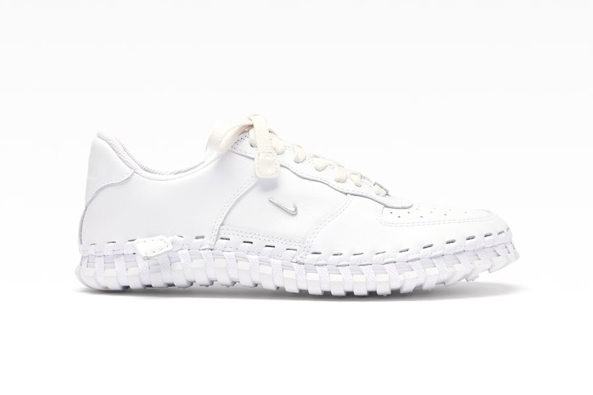    Jacquemus выпустил кроссовки в коллаборации с Nike (фото 2)