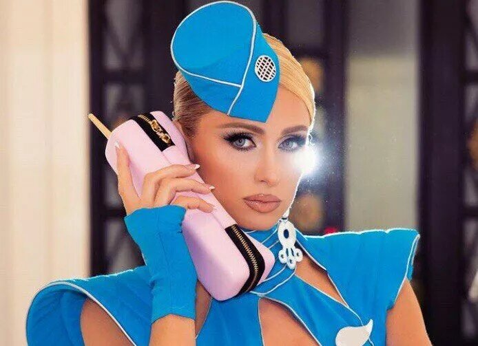    Пэрис Хилтон в образе Бритни Спирс, Джастин Бибер - без жены: как прошла вечеринка Рэнди Гербера и Синди Кроуфорд