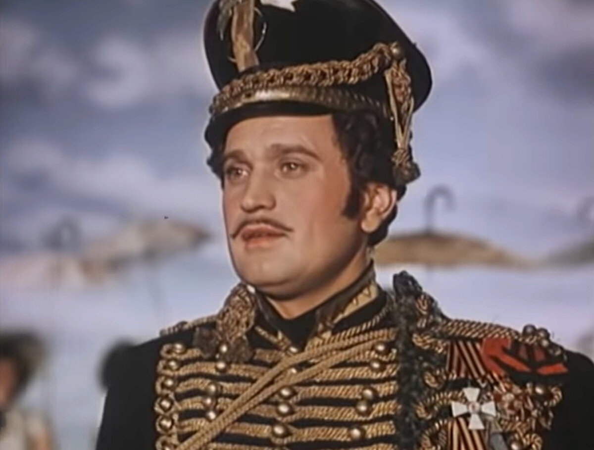 Кадр из кинофильма "Старинный водевиль", 1946 г., режиссер и сценарист Игорь Савченко, композитор Сергей Потоцкий (скриншот)