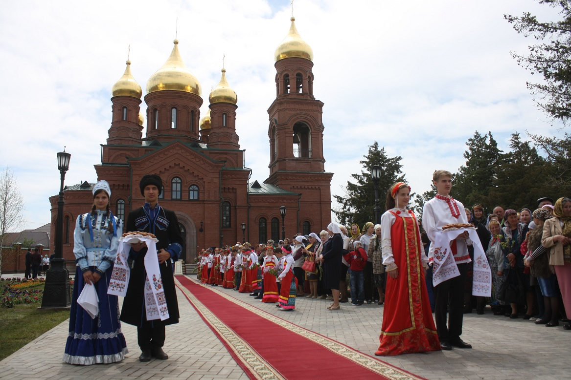 Состоялось открытие храма. Станица Наурская храм Рождества Христова. Чечня станица Наурская. Храм Михаила Архангела (Грозный). Православный храм в Грозном.