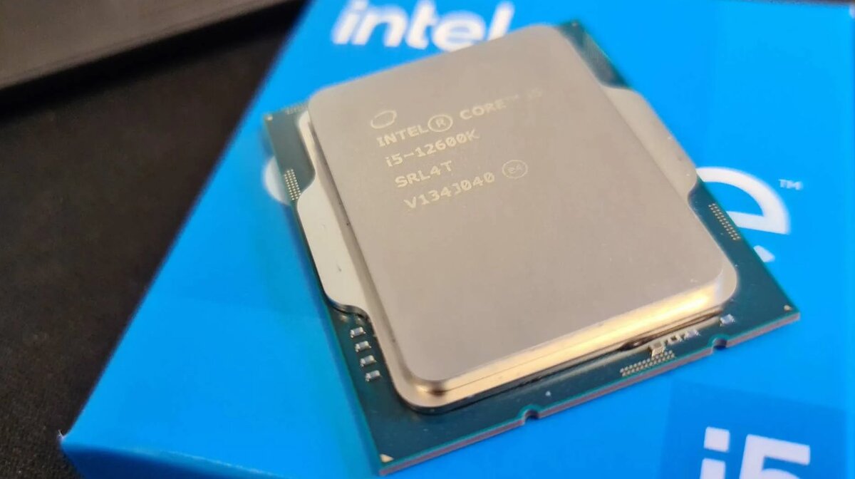 Обзор процессора Intel Core i5-12600K: лучший игровой процессор среднего  уровня? | SMobail - Твой личный помощник | Дзен