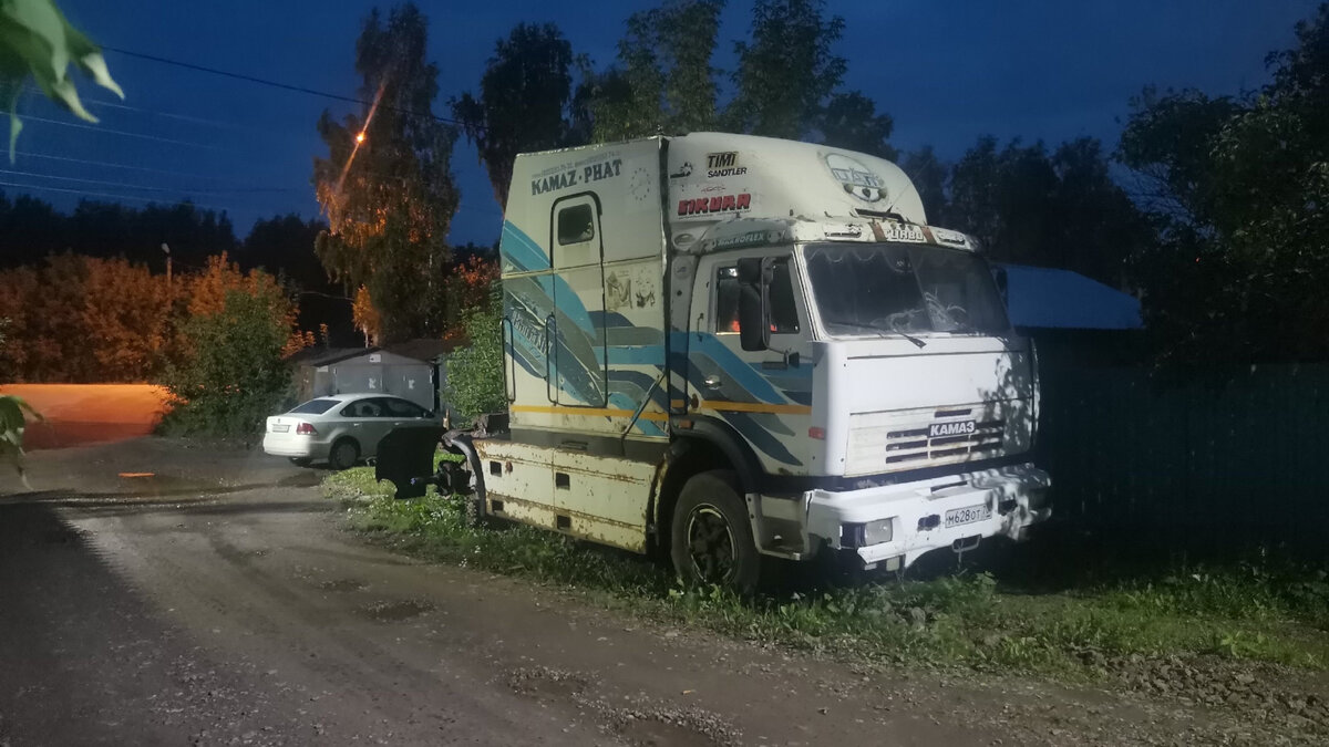 Фото: https://www.drive2.ru/r/other/659847990105611170/
