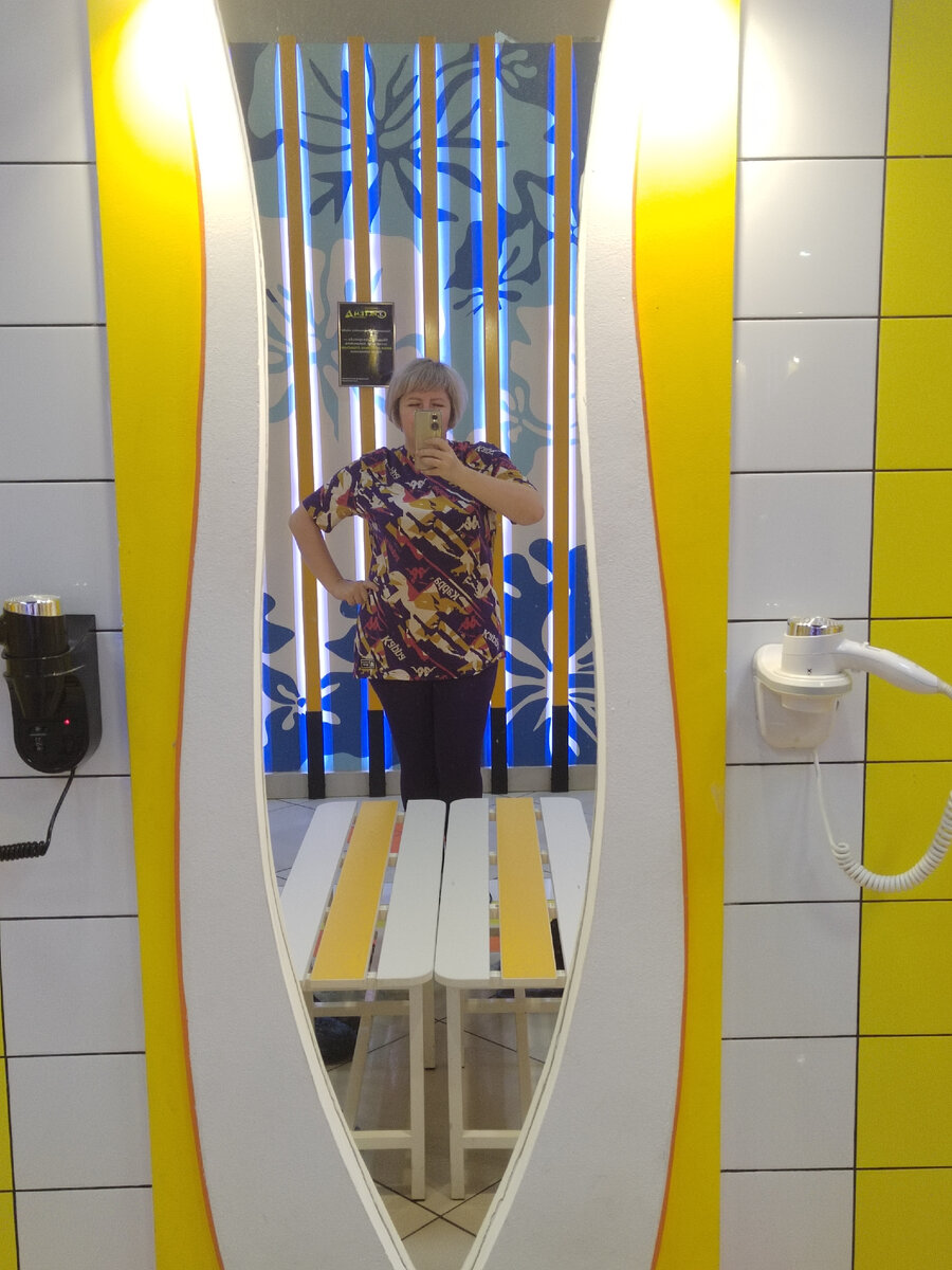 Как настоящий блогер фоткаюсь в зеркалах🤣