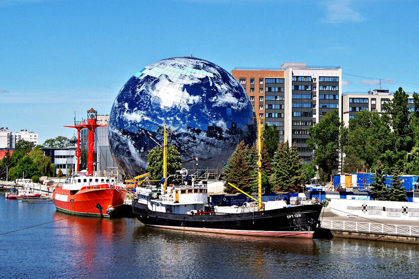 Калининград — удивительный город, который не только привлекает взрослых своей историей и культурными достопримечательностями.-2