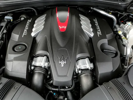 Автомобильная марка Maserati является одной из самых престижных в мире.-2