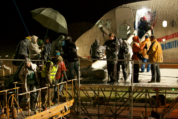 Экипаж 2016 за кадром. Экипаж 2016 съемки. Экипаж съемки. Экипаж 2016 съемки. Экипаж 2016 кадры со съемок.