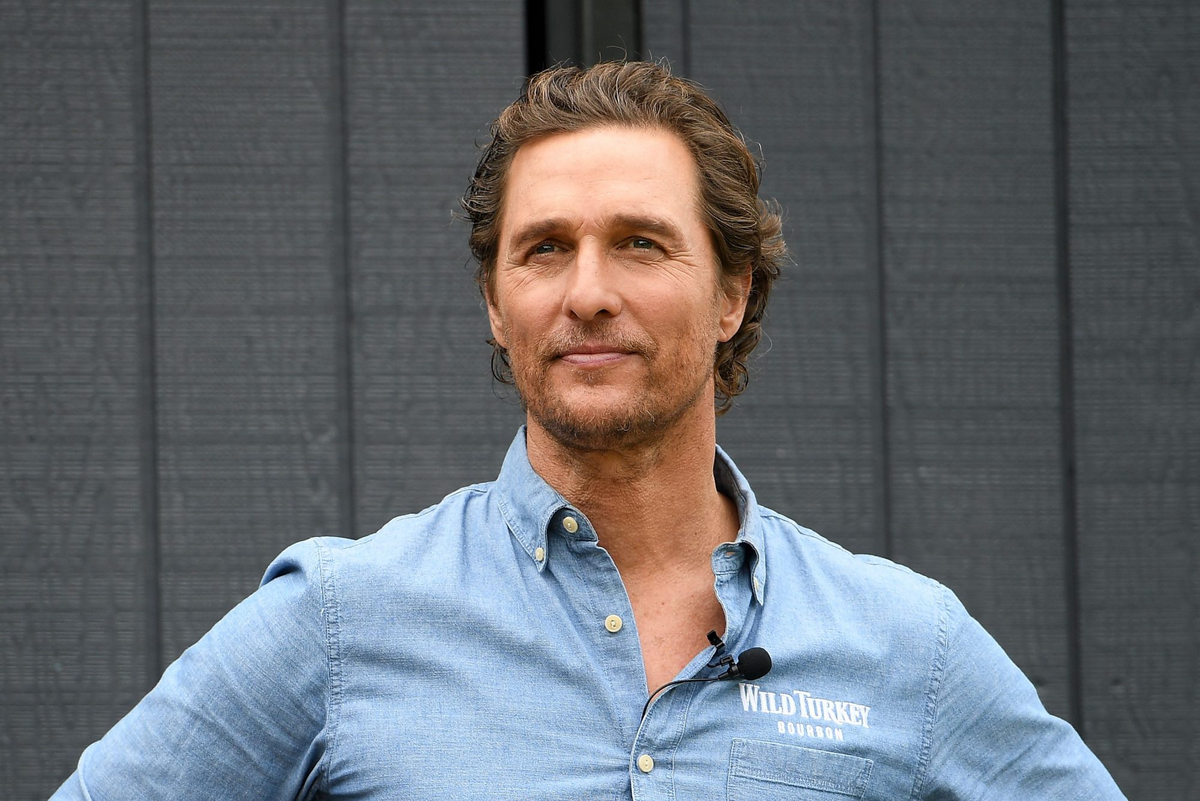 Метью макконахи сейчас. Matthew mcconaughey. Актер метью макконахи. Мэттью макконахи 2003. Метью макконахи 2023.