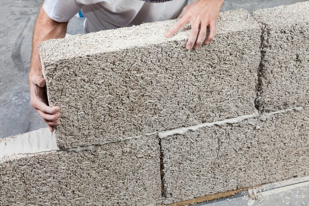 Материалы для постройки дома. Блок Hempcrete. Hempcrete технология. Блоки костробетон. Строительные блоки из конопли.