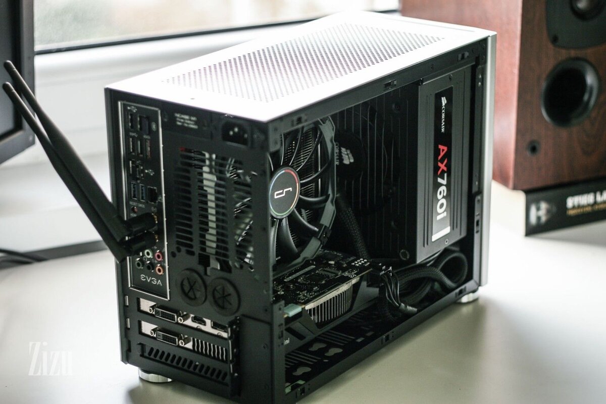 Пк май. NCASE m1. Mini ITX Case Custom. Mini ITX Case build. Кастомный Mini ITX корпус.