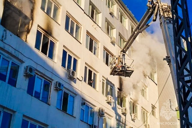    В каком состоянии пострадавшие при пожаре в офисном здании Якутска?