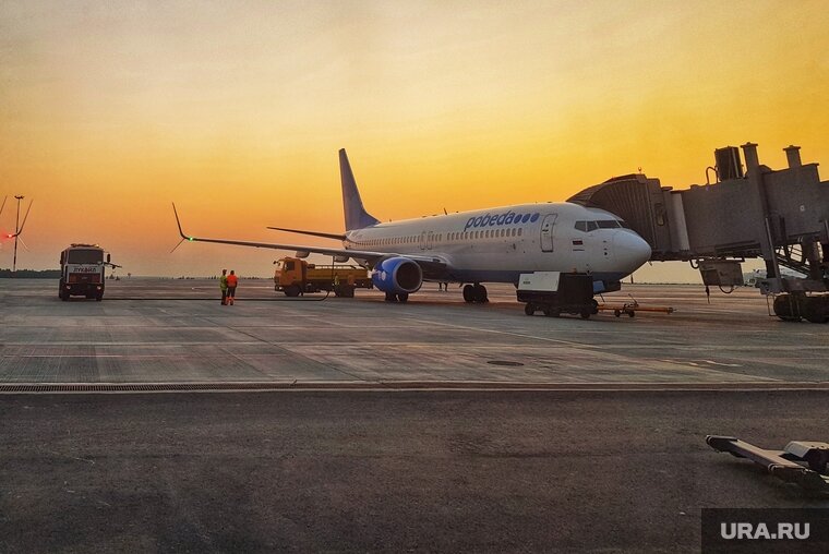    В Сургуте отменили авиарейс до Махачкалы из-за закрытого аэропорта назначения