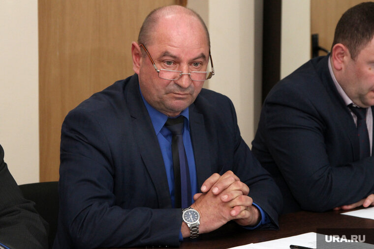    В администрации отметили, что срок полномочий главы округа Александра Барча истекает только в 2026 году