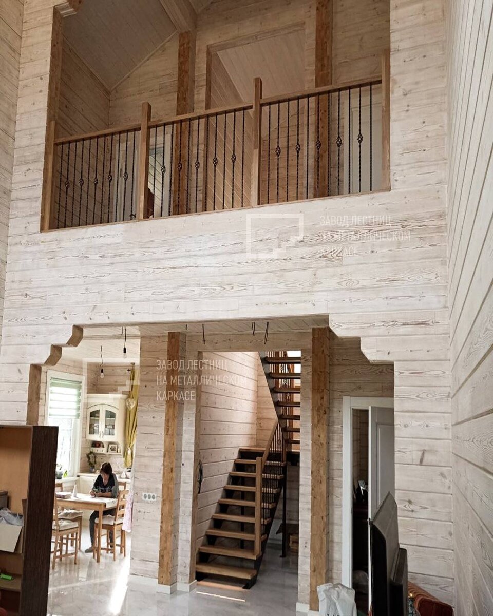 Оставьте заявку на нашем сайте лестница-на-металле.рф или Вы можете оставить заявку по телефону Завода лестниц:+7 (499) 681-76-15