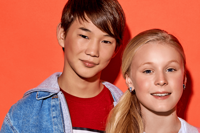    Дуэт музыкантов Денберел Ооржак и Татьяна Меженцева.