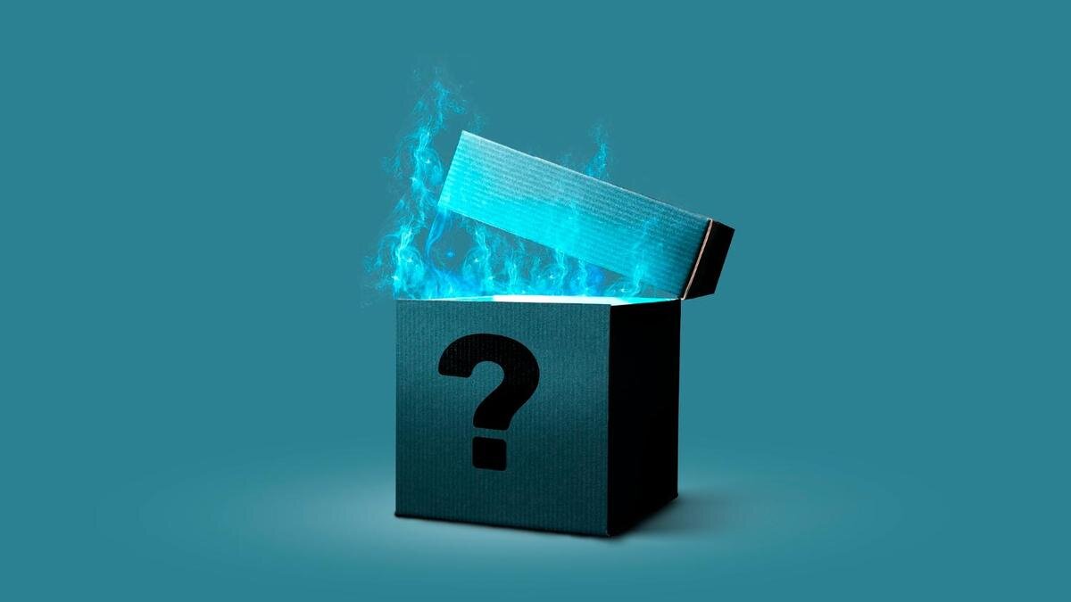    Коробка со знаком вопроса:Freepik