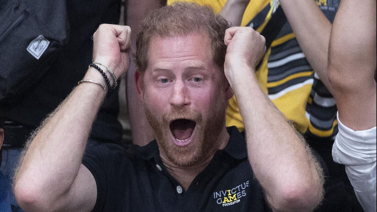    Кто мешает принцу Гарри помириться с семьей: медиум выложила все правду © Global Look Press / Stephen Lock