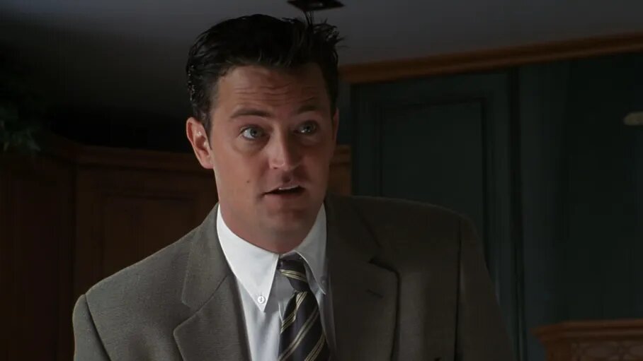 Кадр из фильма «Девять ярдов» / Warner Bros.