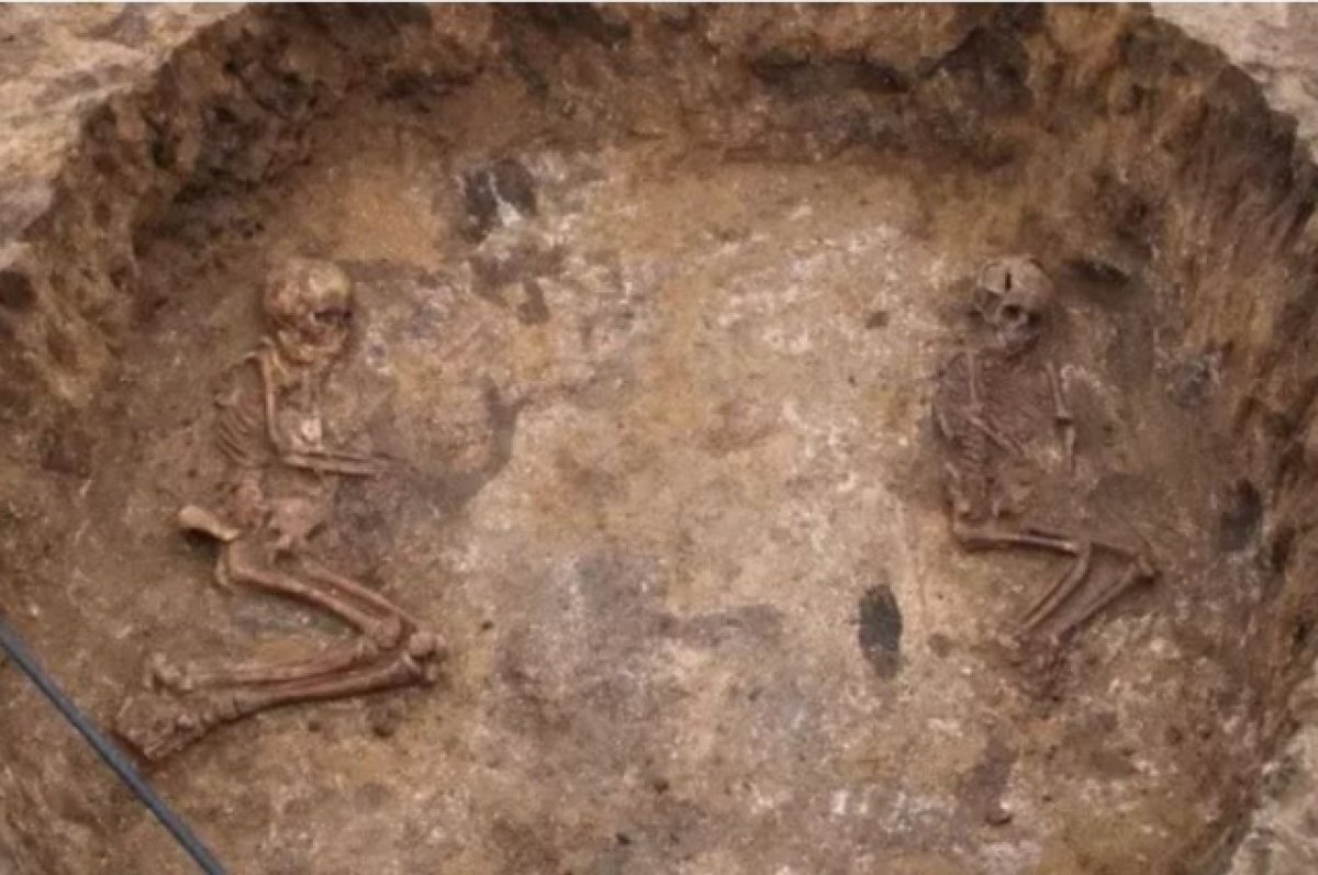    В хуторе под Волгоградом нашли останки захороненных 4800 лет назад людей