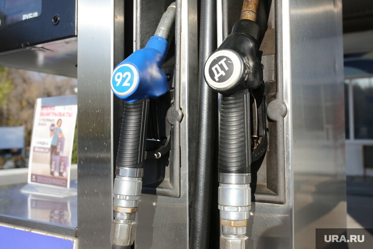    За две недели в Тюмени стоимость бензина упала больше, чем на 7%