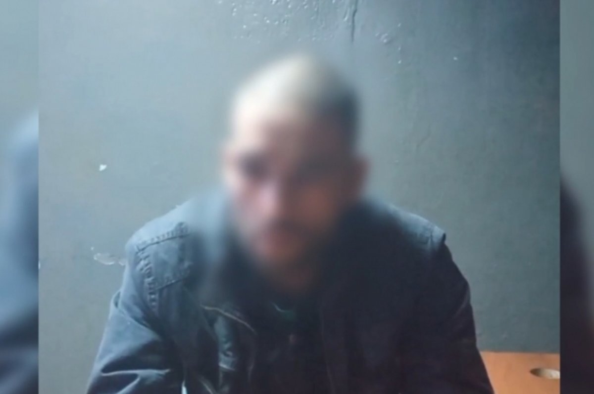    Бегающий голым по магазину белгородец прокомментировал свой поступок