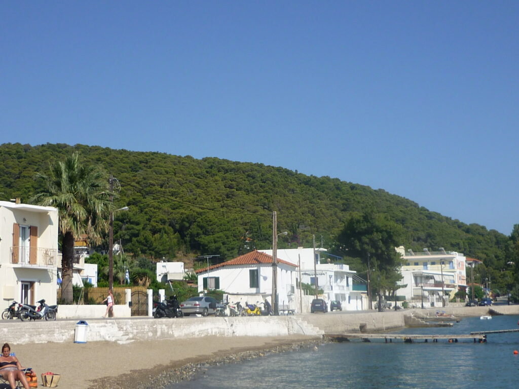Я искренне считаю, что в Греции лучшие пляжи. Расскажу сегодня о некоторых из них. Лучшие пляжи Греции 1.-2
