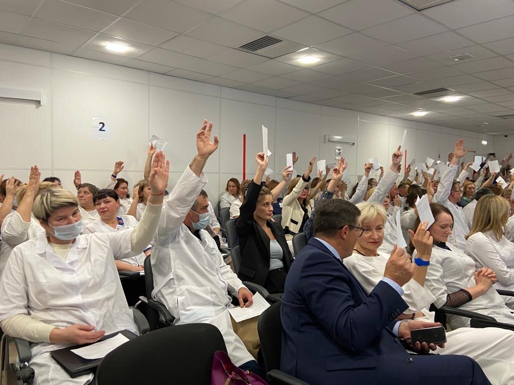    В Сургутской окружной клинической больнице выбирают нового главврача