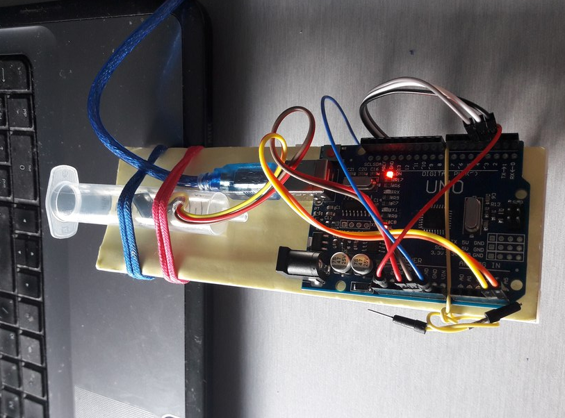 Такая вот простая конструкция. Ну и еще программа.