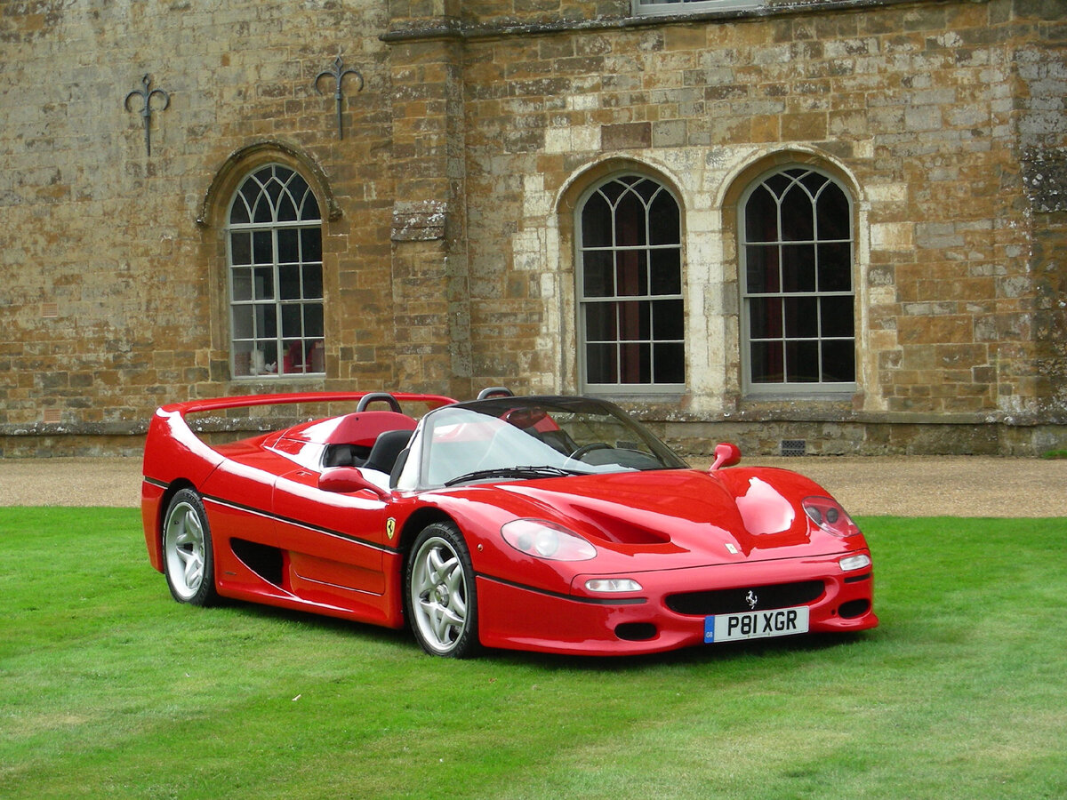 Ferrari sp38 автомобиль