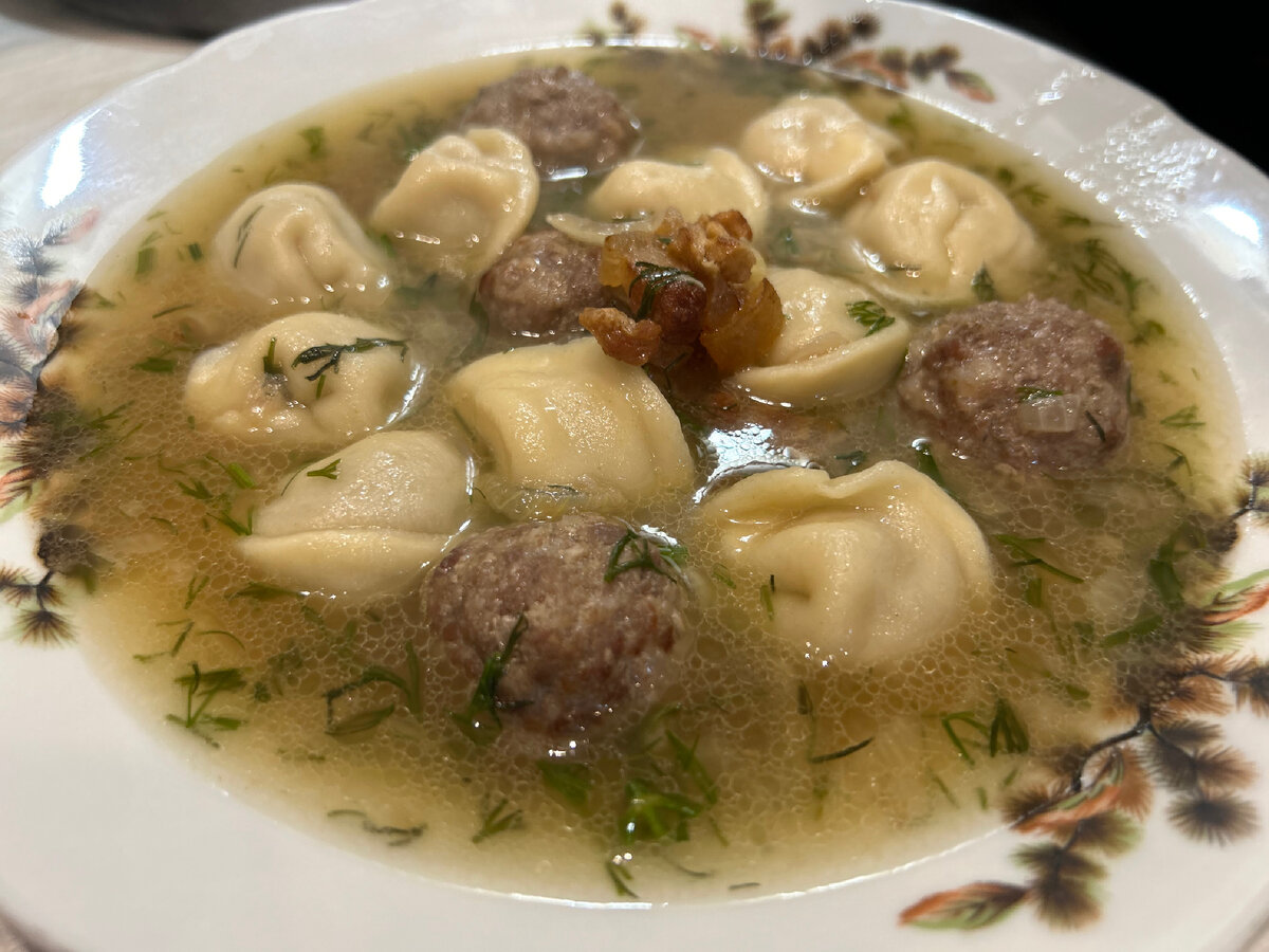 Easy Dumplings Soup