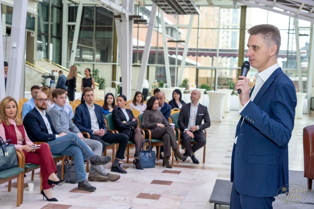 Конференция - бизнес-клуб RU TALKS