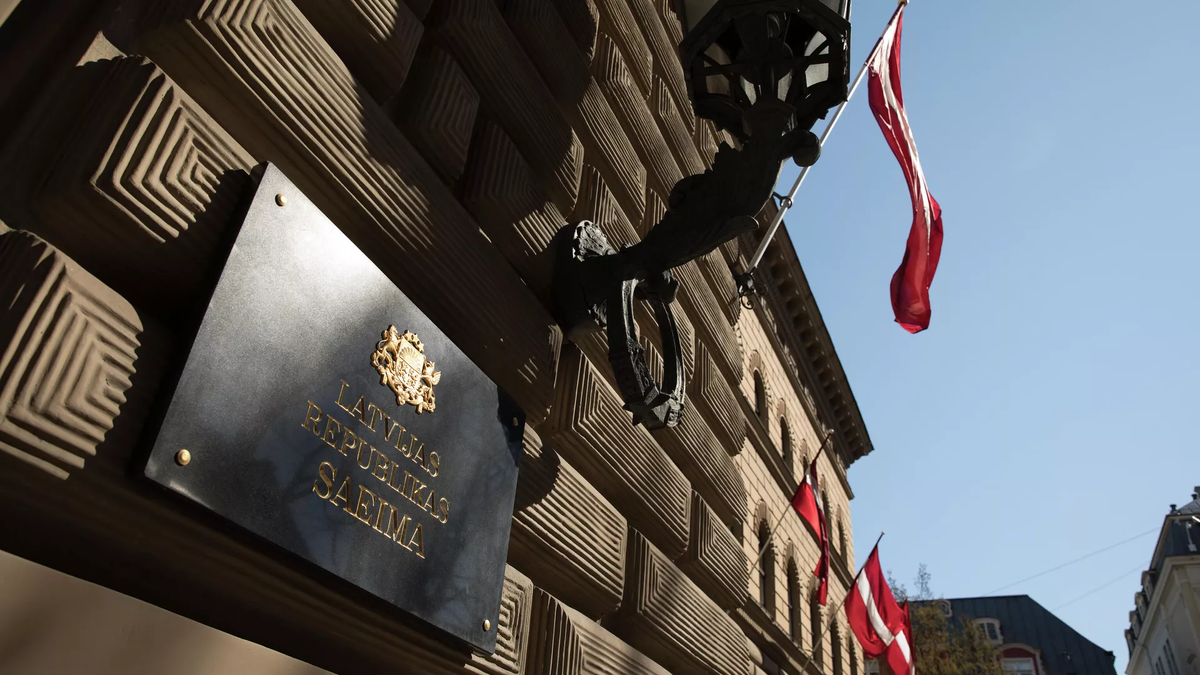 CC BY-SA 2.0 / Saeima / Ernests Dinka / Latvijas Republikas neatkarības atjaunošanas diena