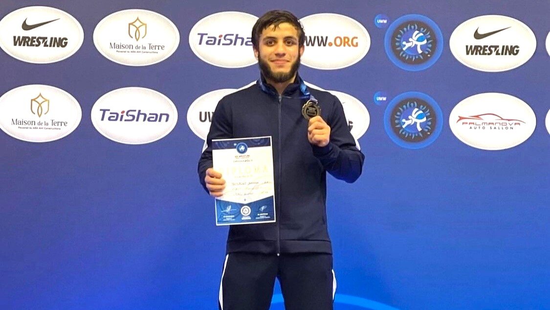    Сургутский борец взял золото на международном чемпионате