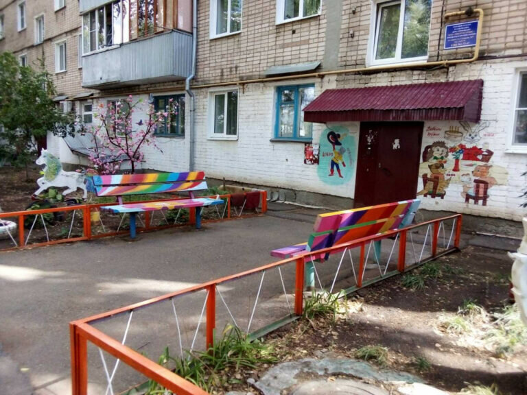    В Оренбуржье продолжается голосование в конкурсе «Лучший дом. Лучший двор» Марина Шарт