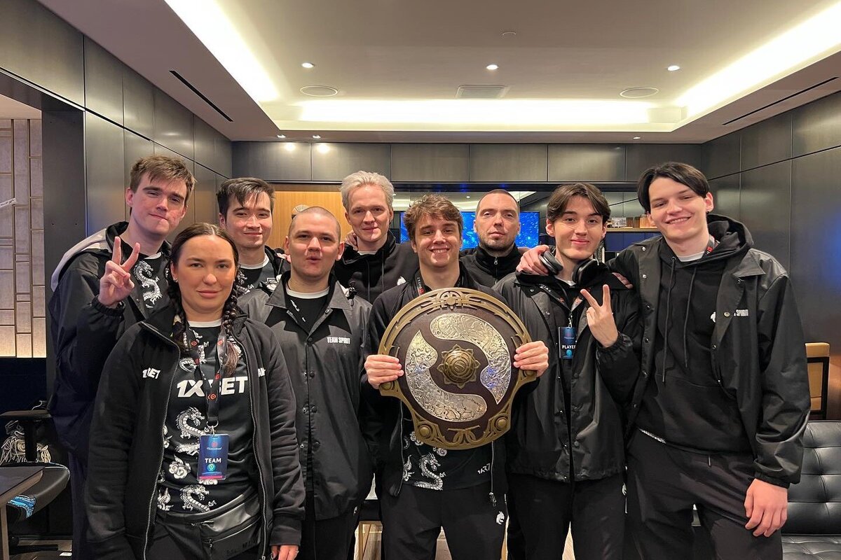     Российско-украинская команда Team Spirit победила в главном турнире по Dota 2: что известно о "золотых" киберспортсменах