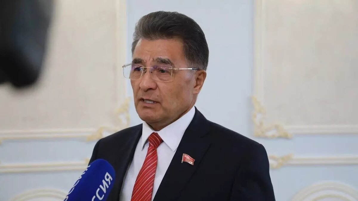     Ранее депутат призвал бороться с «культом предателя Родины» Рудольфа Нуреева.