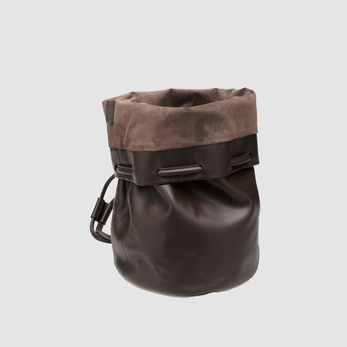    Оливковая кросс-боди и «сердце» из денима: 15 сумок локальных брендов, о которых все говорят. Выбор BURO. (фото 3)