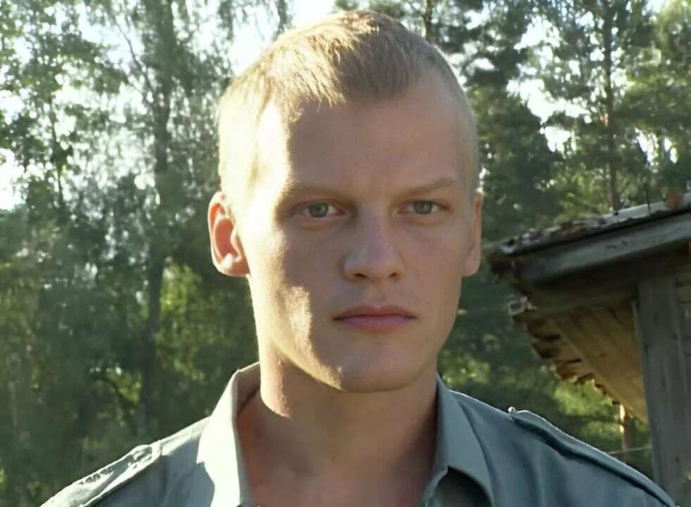 Олег Званцев друг Челищева Сергея. Тоже бандит ....,но оба с Челищевым они хотели одного, наказать и уничтожить главаря криминальной банды " Антибиотика" . 