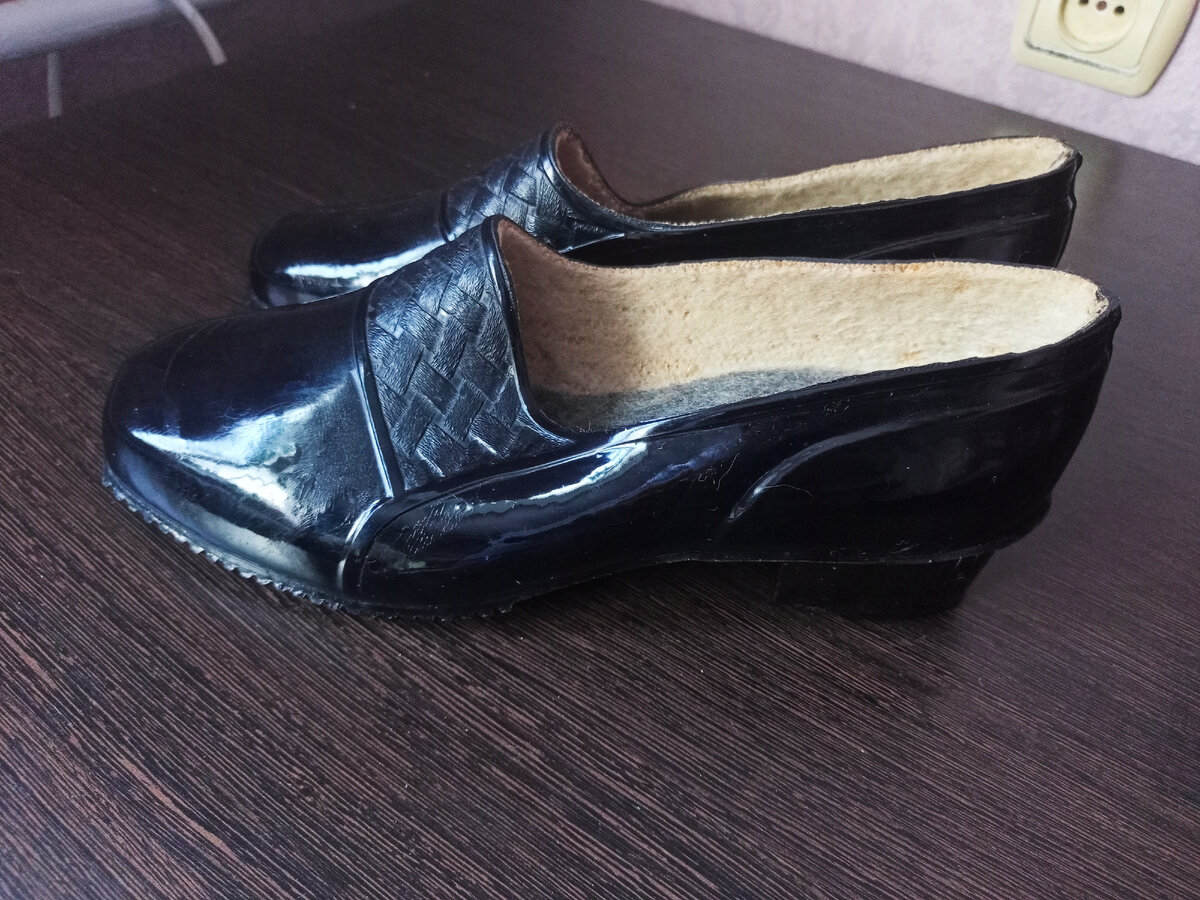 Калоши женские СССР