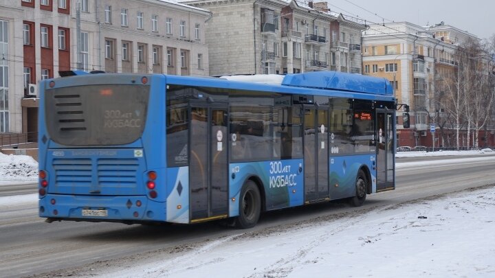 В Новокузнецке срывается более 900 рейсов автобусов в день. Фото: Царьград 