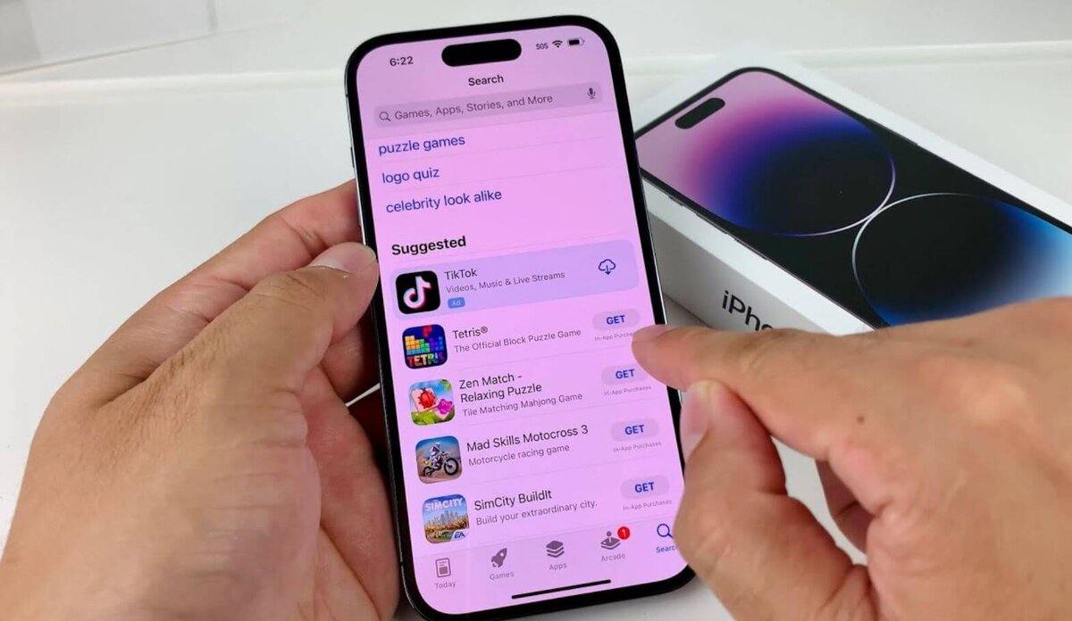    Говорят, приложение можно установить на Айфон и без App Store. А как на самом деле?