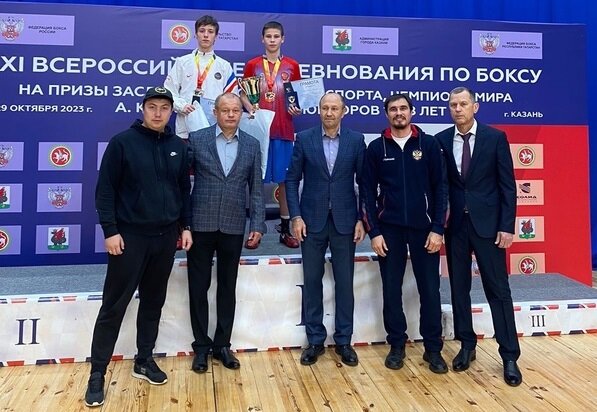    Оренбургский боксер Вадим Половников одержал победу на Всероссийских соревнованиях Кристина Просвиркина