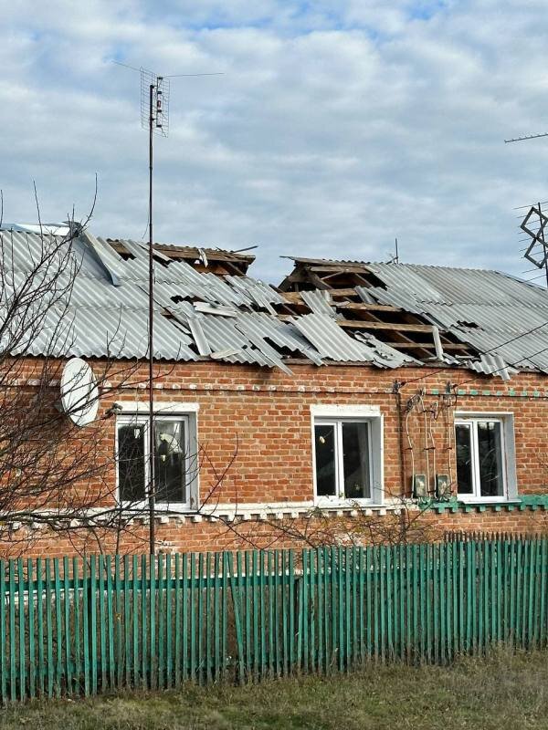    Украинские войска ведут обстрелы ДНР, Белгородской и Курской области. Обзор ситуации в прифронтовых регионах России на вечер 30 октября