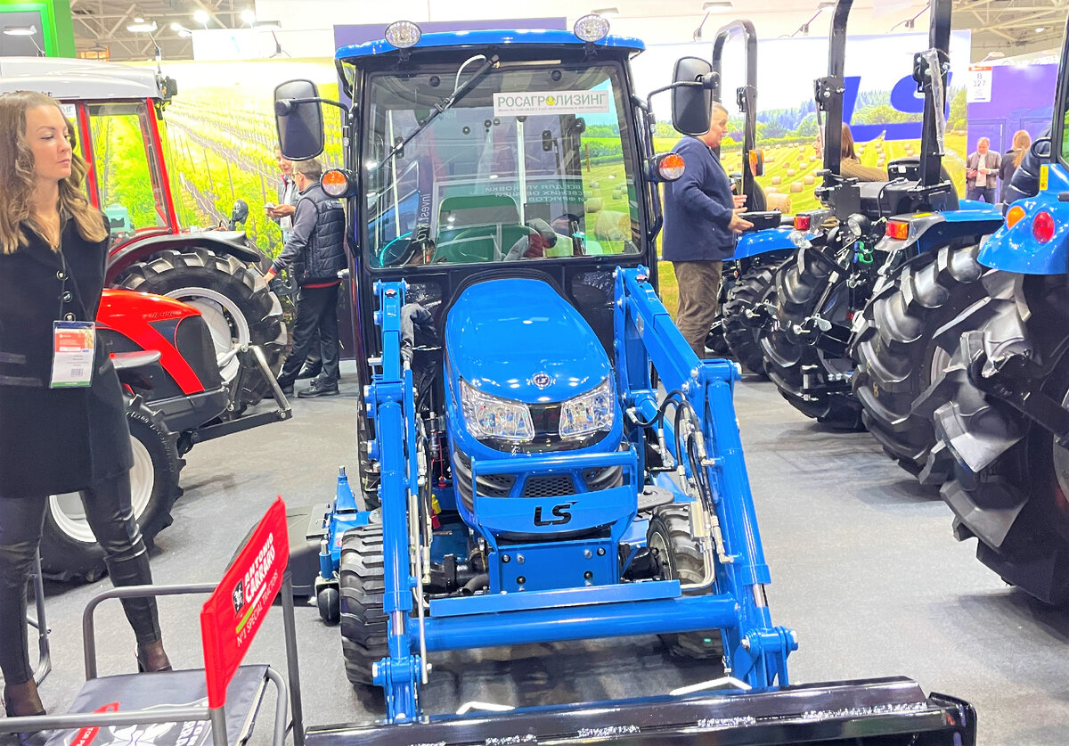 В Харькове на базе трактора ДТ-20 в 1966 году создали колесный трактор ...