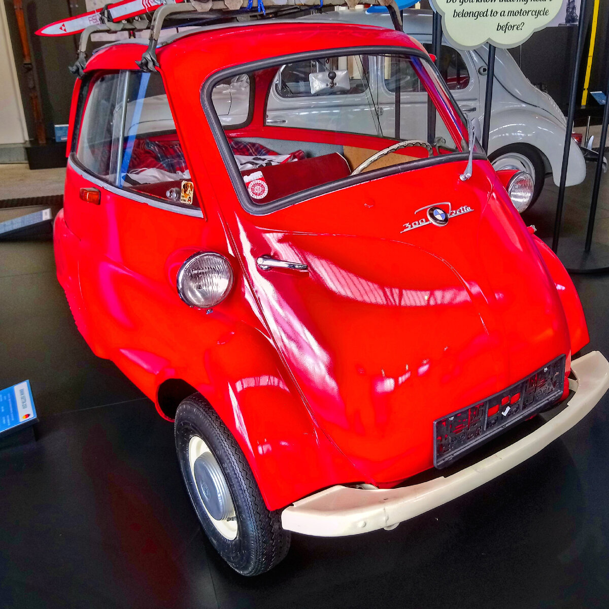 BMW Isetta 250 Малышка с итальянскими корнями | Авто с пропеллером | Дзен