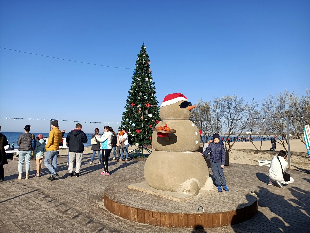 Анапа в январе фото зимой в Анапе, новогодние ПРаздники, и песковик))..... дениска дельмух Дзен